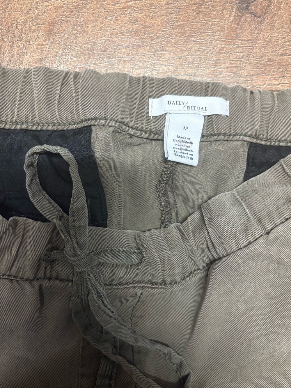 Daily Ritual 100% Lyocell Olive/Gray Joggers Size 13 - Picture 2 of 4